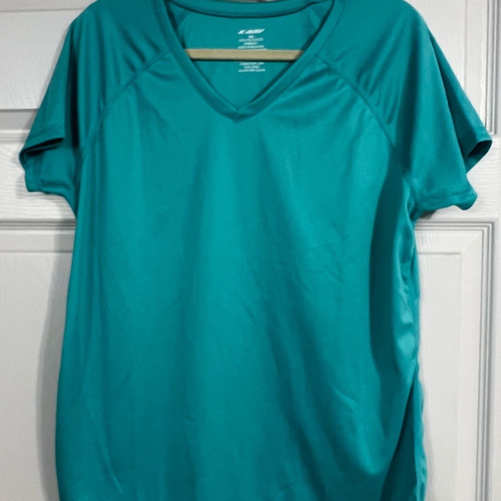 Swim top SPF 50 Teal V-Neck